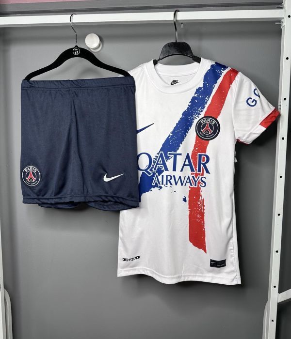 Костюм з шортами MBAPPE 7 ТУРЦІЯ Костюм з шортами MBAPPE 7 ТУРЦІЯ