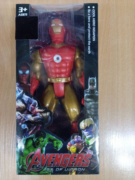 Колекційна фігурка героїв 6623 A