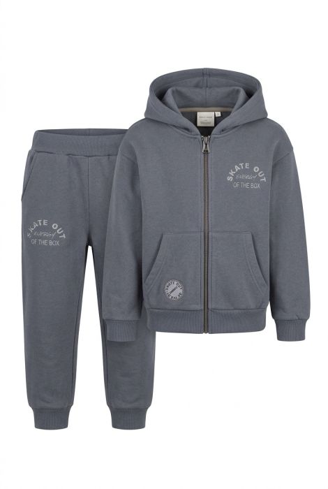 Спортивний класичний костюм P3775