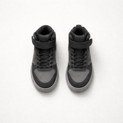 Весняне взуття